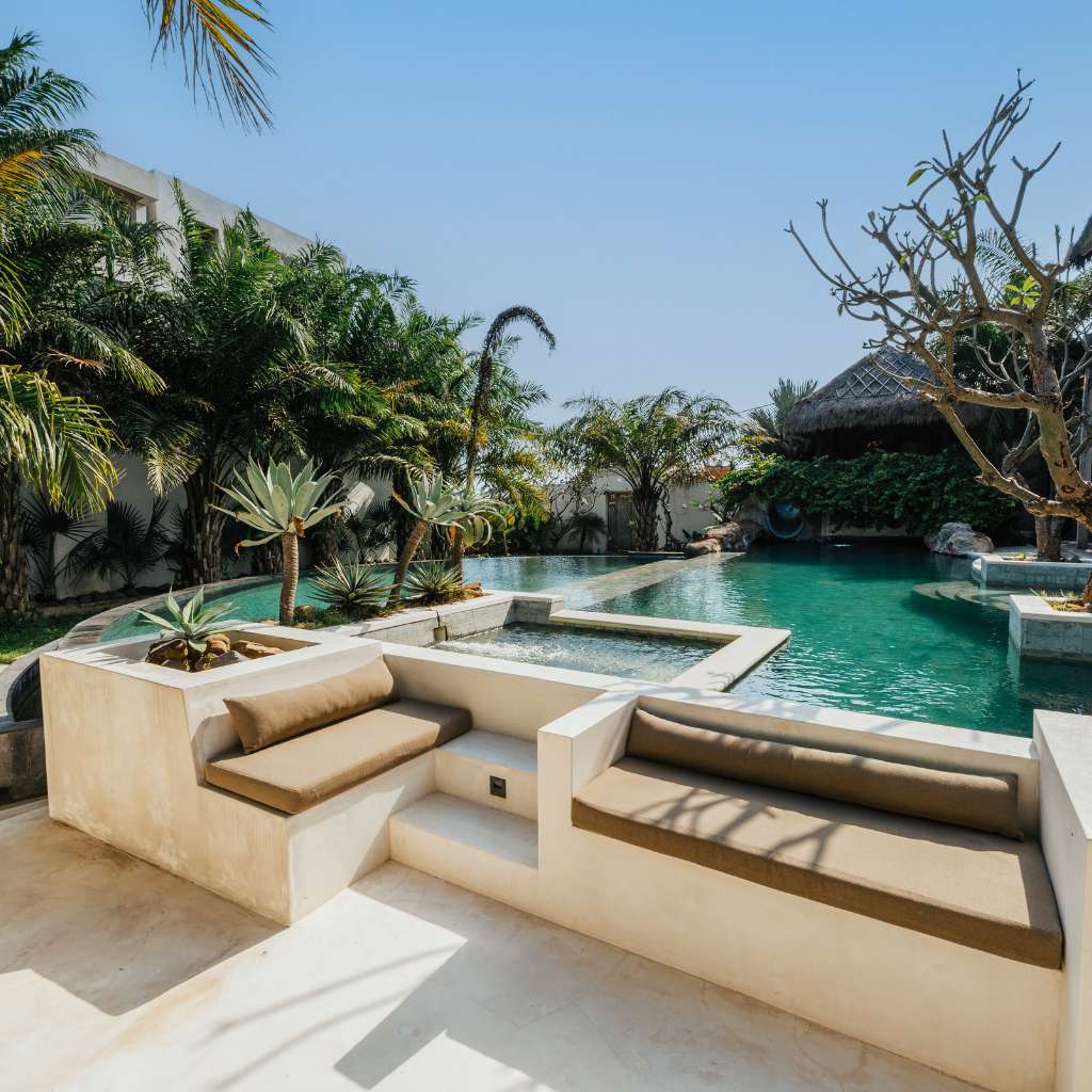 luxury villa in seseh bali stunning pool