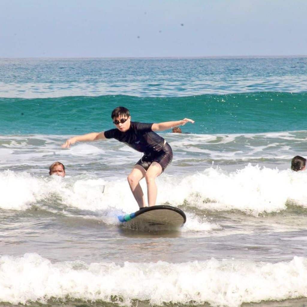 kuta beach is the first destination for surfers to surf in bali