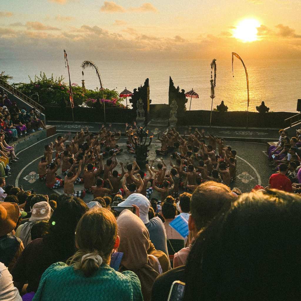 uluwatu temple is the most visited by tourist for historical tourism in bali