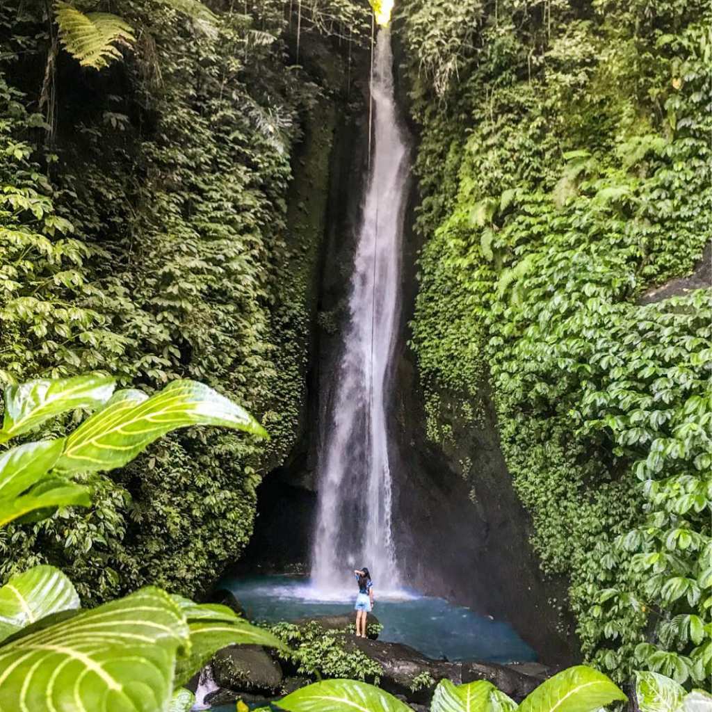 leke leke waterfall baturiti