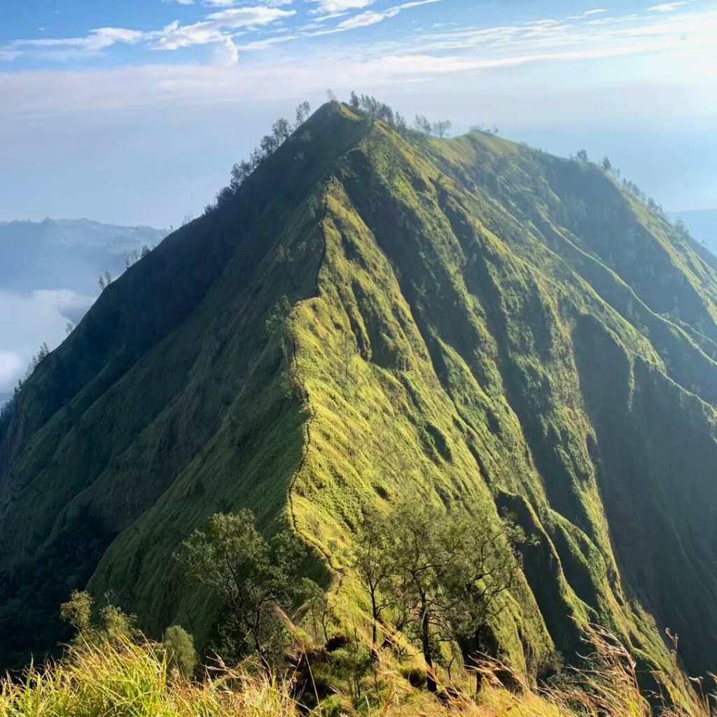 places to hike in Bali