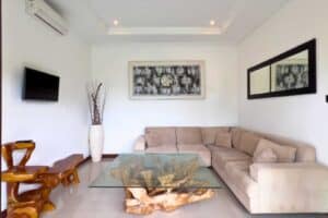 villa pini kedungu living room