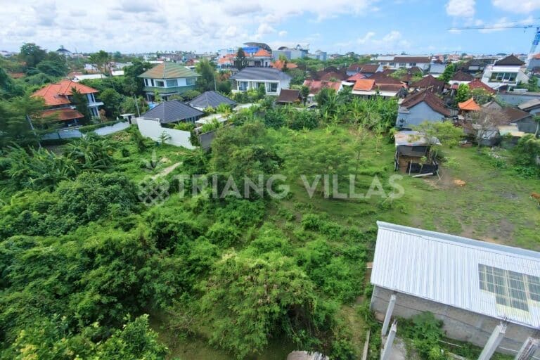 22-are-land-in-batu-bolong-leasehold-7