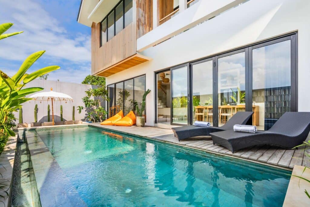 Villa Cendana-01