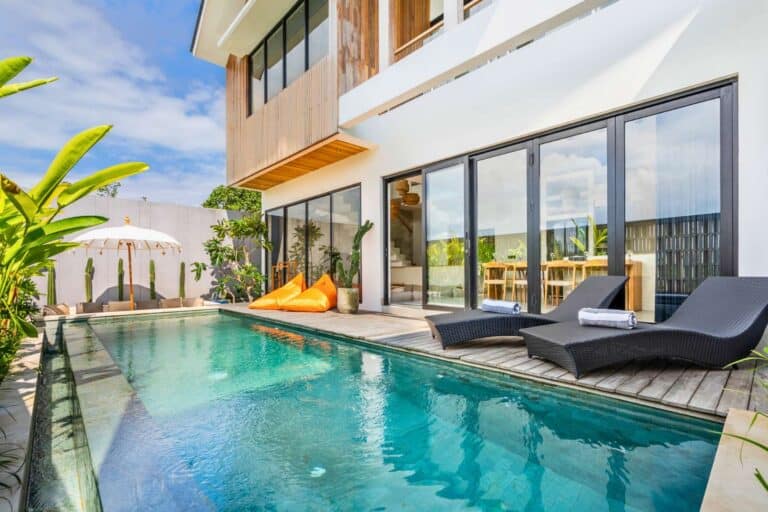 Villa Cendana-01