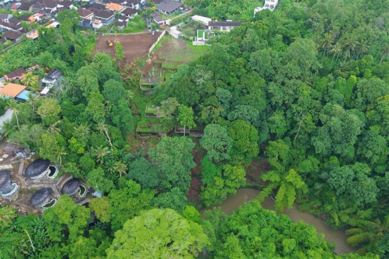 96.3-are-land-for-sale-pandak-gede-1