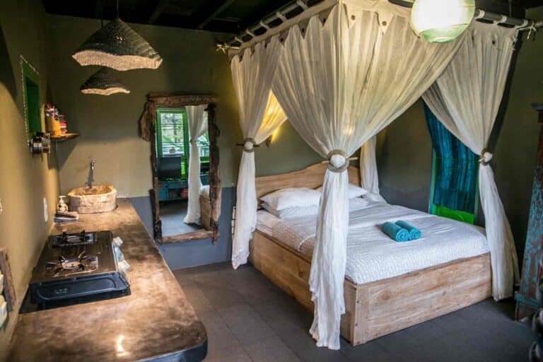 Balian Treehouse 1-07