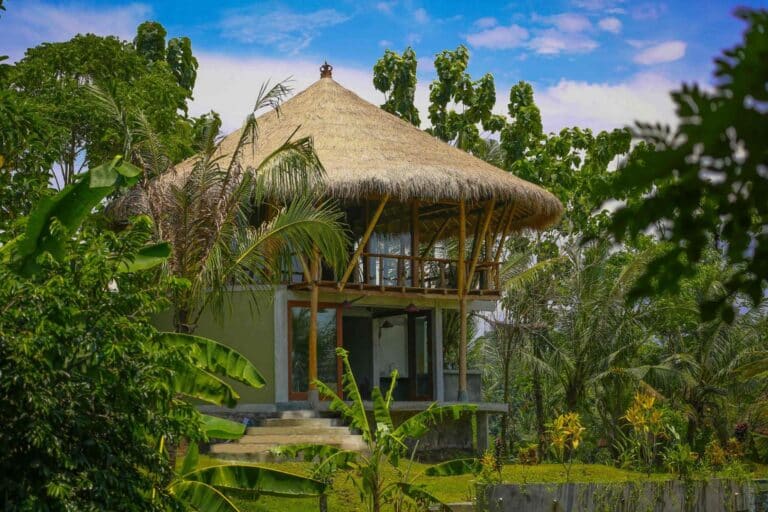 Balian Treehouse 2-03