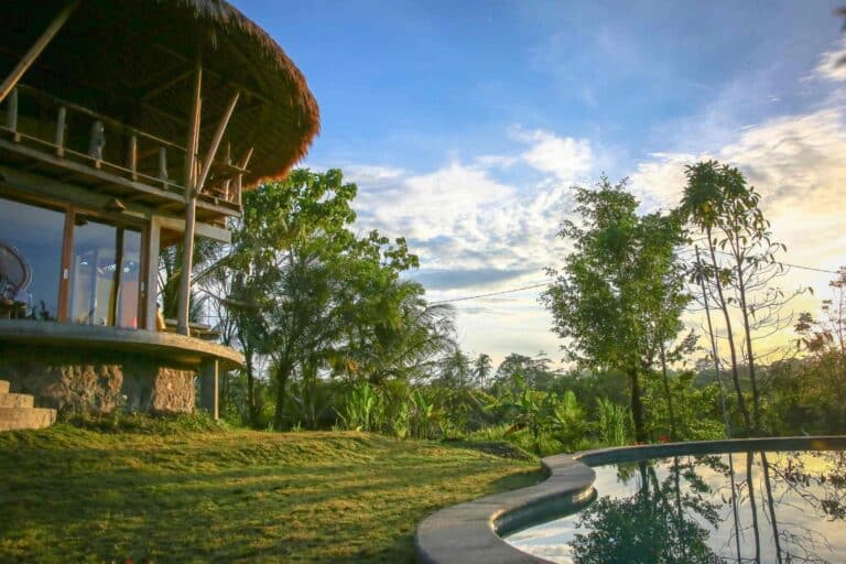 Balian Treehouse 2-04