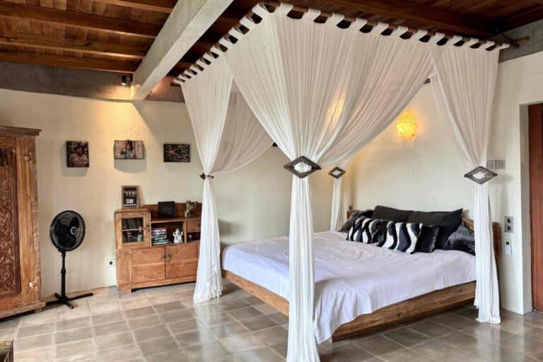 Balian Treehouse 2-14