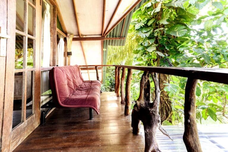balian-funky-treehouse-10