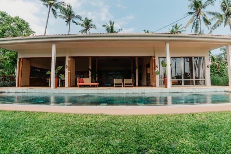 Rumah T Villa-01